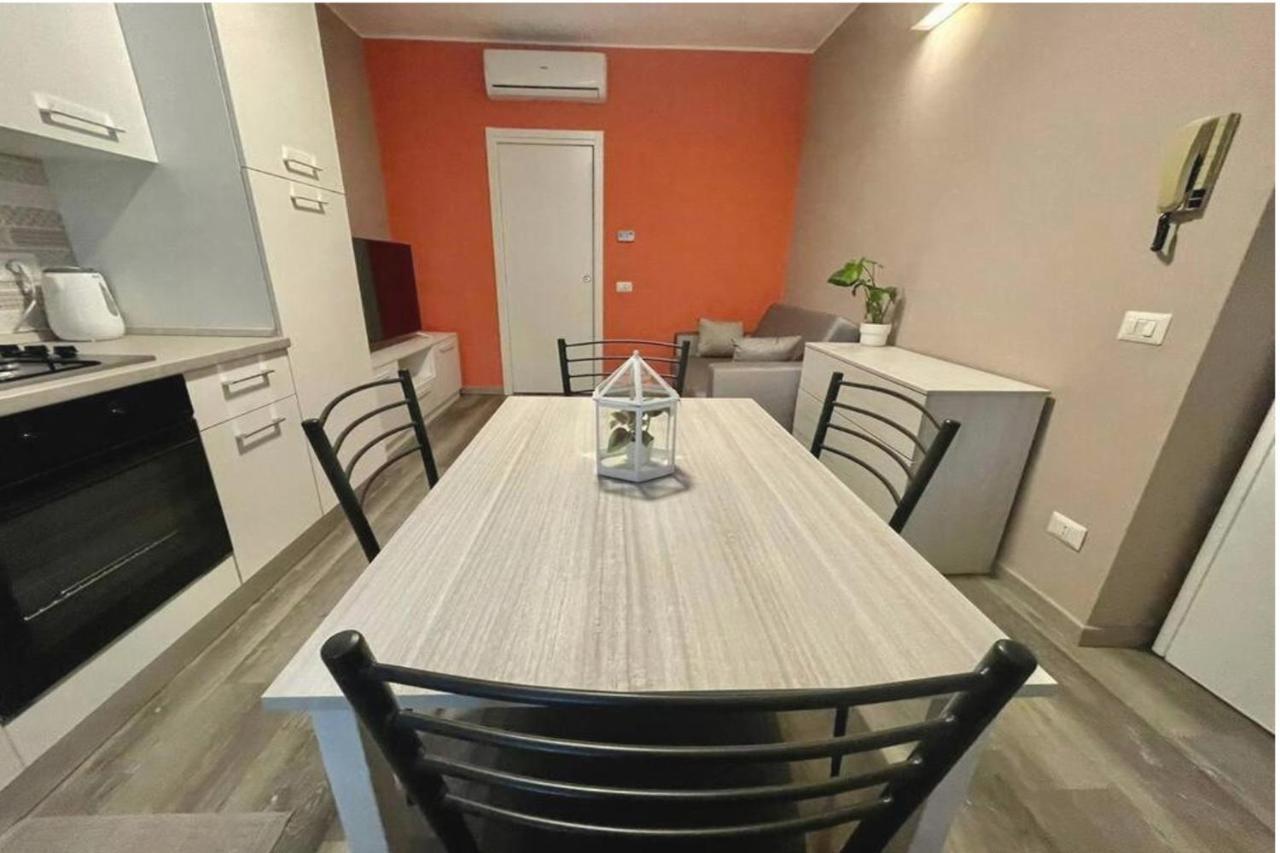 Appartamento In Centro A Milano Con A/C & Wi-Fi Esterno foto