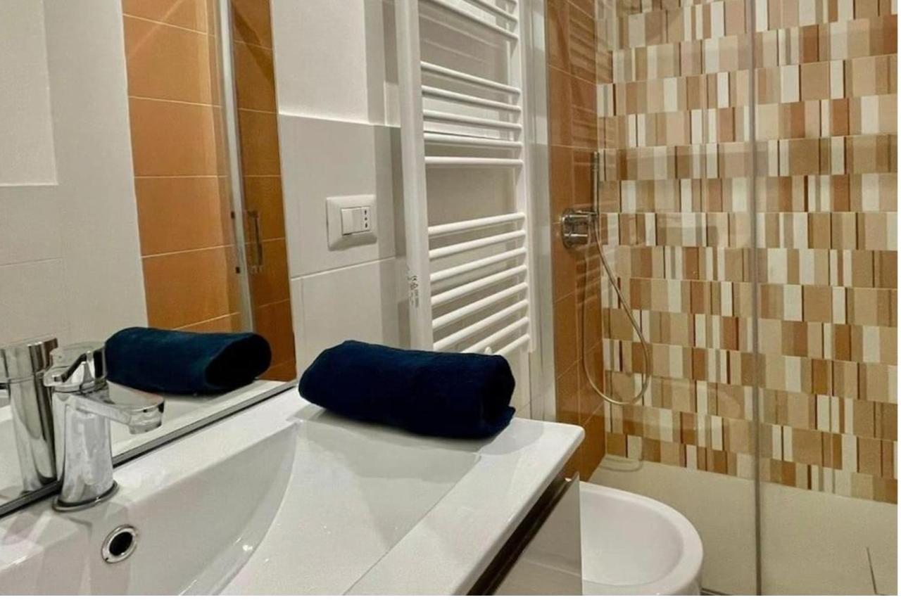 Appartamento In Centro A Milano Con A/C & Wi-Fi Esterno foto