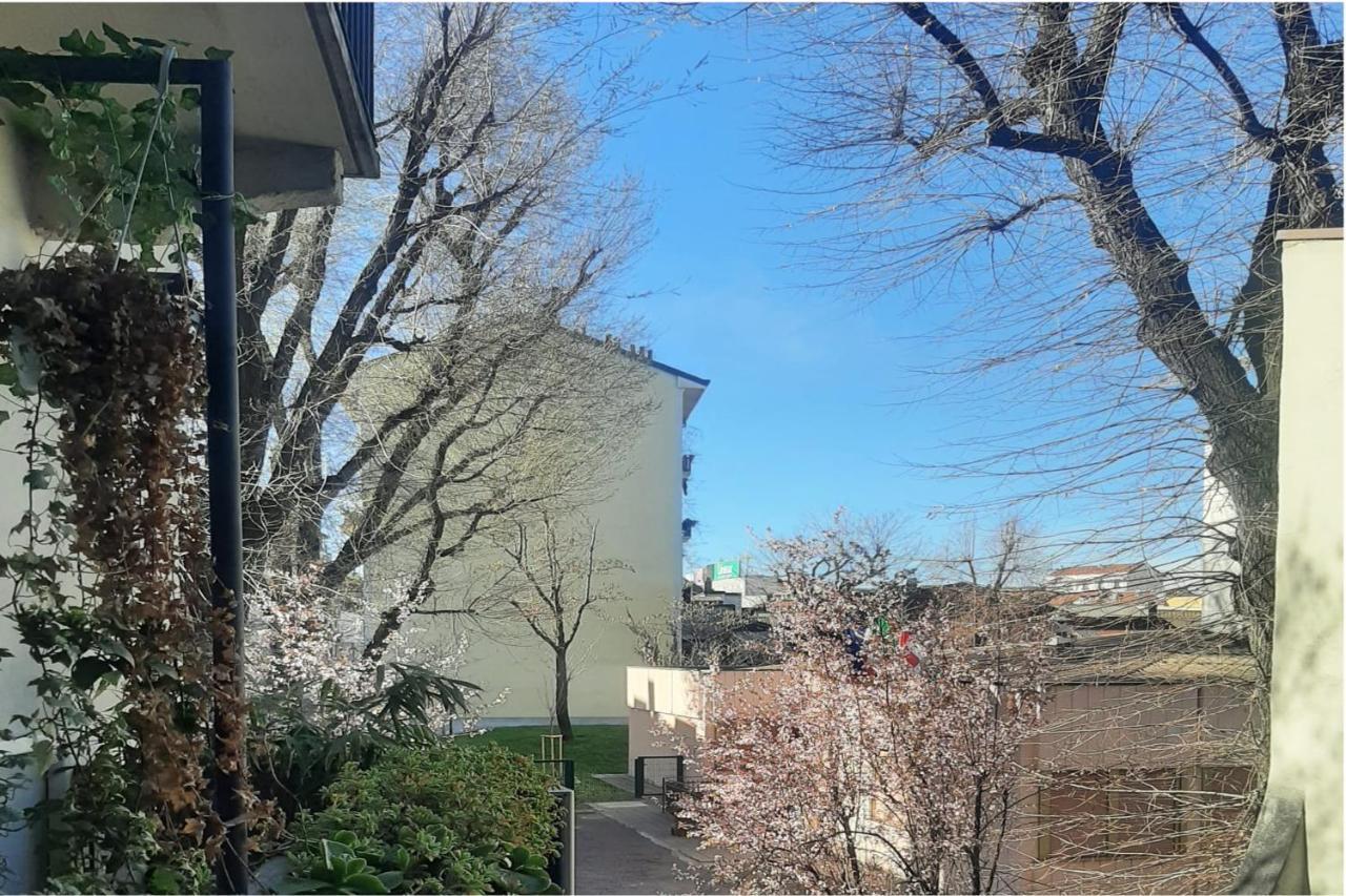 Appartamento In Centro A Milano Con A/C & Wi-Fi Esterno foto